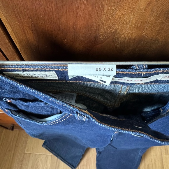 Levi's Dark Blue Wide Leg Jeans - Picture 3 of 5
